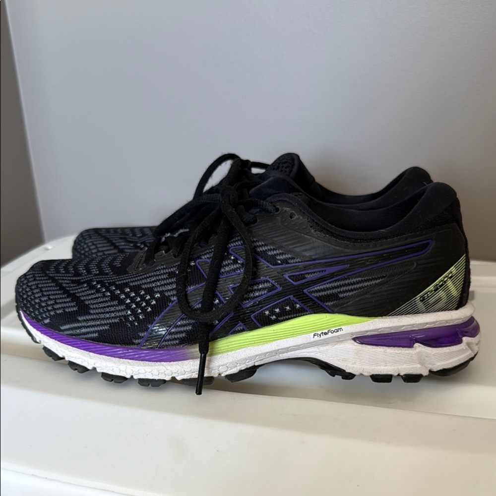 ASICS Women's Black and Purple Running Shoes